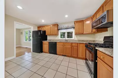 168 North St #4, Weymouth, MA 02191 - Photo 6