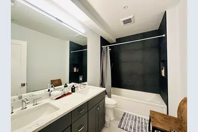 4 Knowles St #4, Newton, MA 02459 - Photo 10