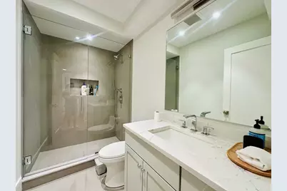 4 Knowles St #4, Newton, MA 02459 - Photo 18