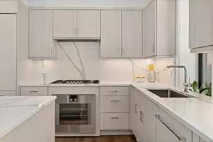 27 Isabella St, Boston, MA 02116 - Photo 8