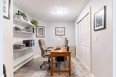 453 E 8th St, Boston, MA 02127 - Photo 12
