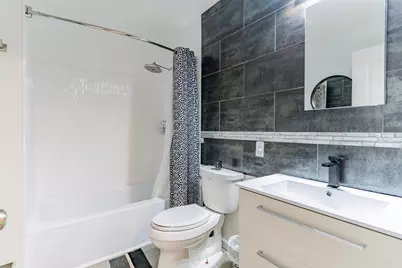 453 E 8th St, Boston, MA 02127 - Photo 10