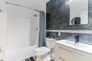 453 E 8th St, Boston, MA 02127 - Photo 10