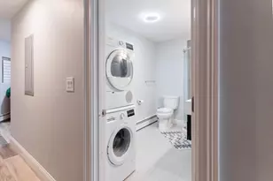 453 E 8th St, Boston, MA 02127 - Photo 14