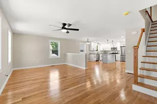 28 Quigley Ave, Chelmsford, MA 01863 - Photo 14