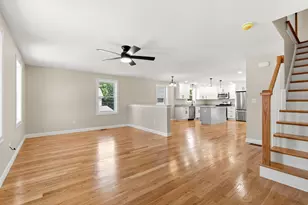 28 Quigley Ave, Chelmsford, MA 01863 - Photo 14