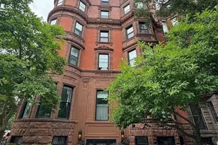 239 Commonwealth, Boston, MA 02116 - Photo 10