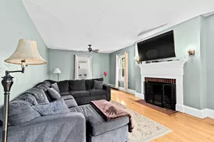 5 Pleasant St, Marlborough, MA 01752 - Photo 12