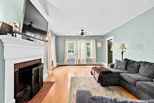 5 Pleasant St, Marlborough, MA 01752 - Photo 10