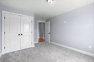30 Quigley Ave, Chelmsford, MA 01863 - Photo 16