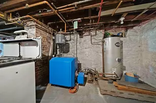 131 Pleasant Valley St, Methuen, MA 01844 - Photo 30