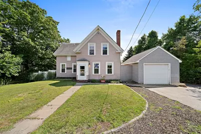 131 Pleasant Valley St, Methuen, MA 01844 - Photo 2