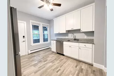 819 East Second St #1, Boston, MA 02127 - Photo 8