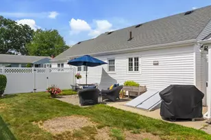 9 Kane St, Fall River, MA 02720 - Photo 6