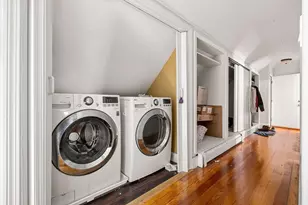 106 Harrishof St, Boston, MA 02121 - Photo 24