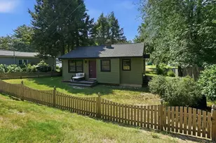 41 Miller Rd, Southwick, MA 01077 - Photo 2