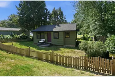 41 Miller Rd, Southwick, MA 01077 - Photo 2