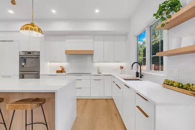 136 Hillside #136, Needham, MA 02494 - Photo 16