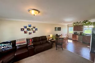 14 Merrimac Way, Tyngsborough, MA 01879 - Photo 10