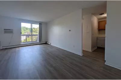 142 Kenrick #34, Boston, MA 02135 - Photo 4