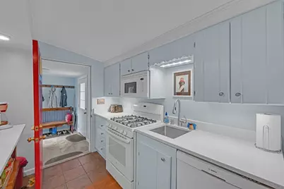 11 Second St, Brimfield, MA 01010 - Photo 6