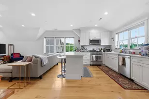 44 Evergreen St, Boston, MA 02130 - Photo 4