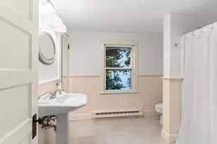 12 Bassett St, Marblehead, MA 01945 - Photo 24