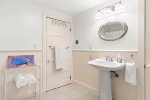 12 Bassett St, Marblehead, MA 01945 - Photo 26