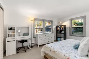 12 Bassett St, Marblehead, MA 01945 - Photo 20