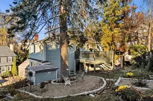 12 Bassett St, Marblehead, MA 01945 - Photo 30