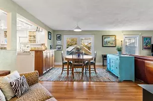 12 Bassett St, Marblehead, MA 01945 - Photo 10