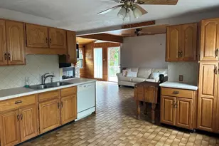 90 Locust Ave, Worcester, MA 01604 - Photo 8