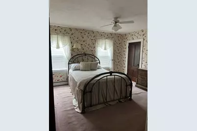 90 Locust Ave, Worcester, MA 01604 - Photo 18