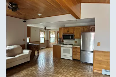 90 Locust Ave, Worcester, MA 01604 - Photo 6