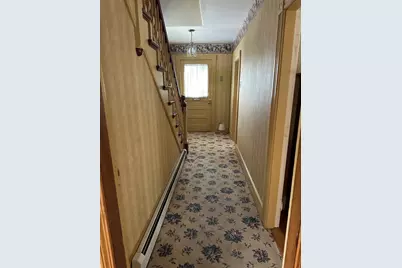 90 Locust Ave, Worcester, MA 01604 - Photo 12