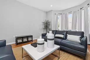 595 E 4th St, Boston, MA 02127 - Photo 4