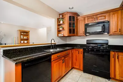 8 Alden Dr #8, Berlin, MA 01503 - Photo 4