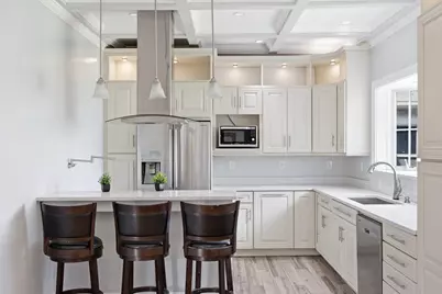 63 Orange St, Chelsea, MA 02150 - Photo 6
