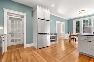 132 Sewall Ave, Brookline, MA 02446 - Photo 18