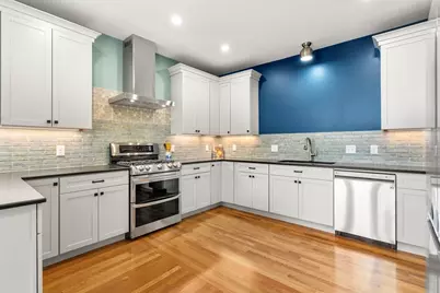 132 Sewall Avenue #C, Brookline, MA 02446 - Photo 16