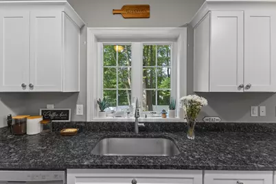57 Martin St #B, Millbury, MA 01527 - Photo 12
