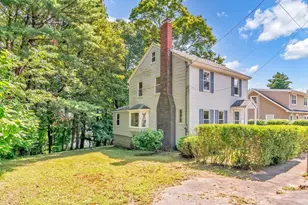 17 Windsor St, Methuen, MA 01844 - Photo 4