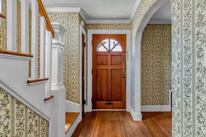 17 Windsor Street, Methuen, MA 01844 - Photo 8