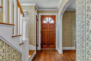 17 Windsor St, Methuen, MA 01844 - Photo 8