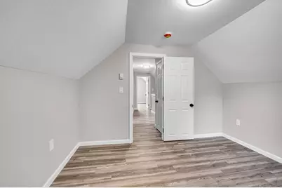 196 Massasoit St, Springfield, MA 01107 - Photo 24