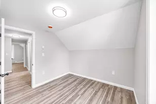 196 Massasoit St, Springfield, MA 01107 - Photo 18