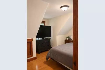 351 Hartford Ave E, Uxbridge, MA 01569 - Photo 16