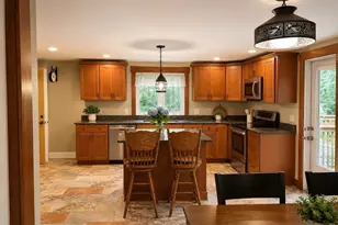 351 Hartford Ave E, Uxbridge, MA 01569 - Photo 6