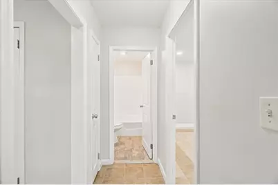 645 W Lowell Ave #8, Haverhill, MA 01832 - Photo 20