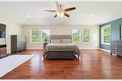 40 N Precinct St, Taunton, MA 02718 - Photo 14